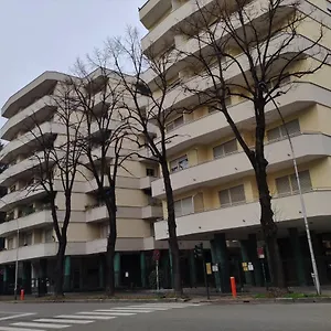 https://pit-stop-apartment.it-lombardy.com